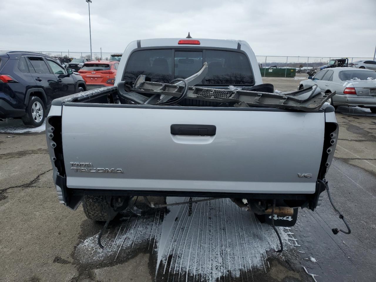 2012 Toyota Tacoma - Image 6