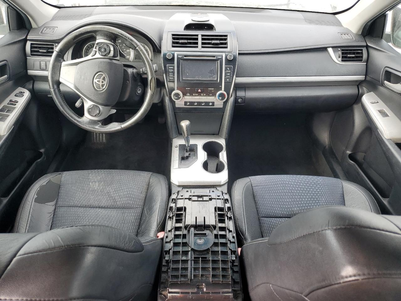 2014 Toyota Camry - Image 8