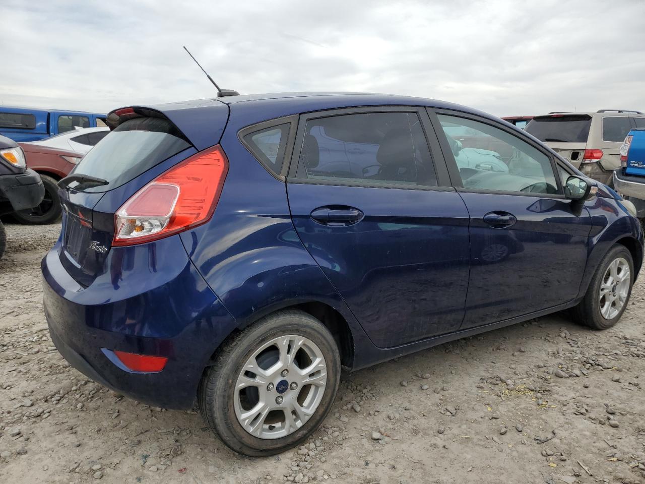 2016 Ford Fiesta - Image 3