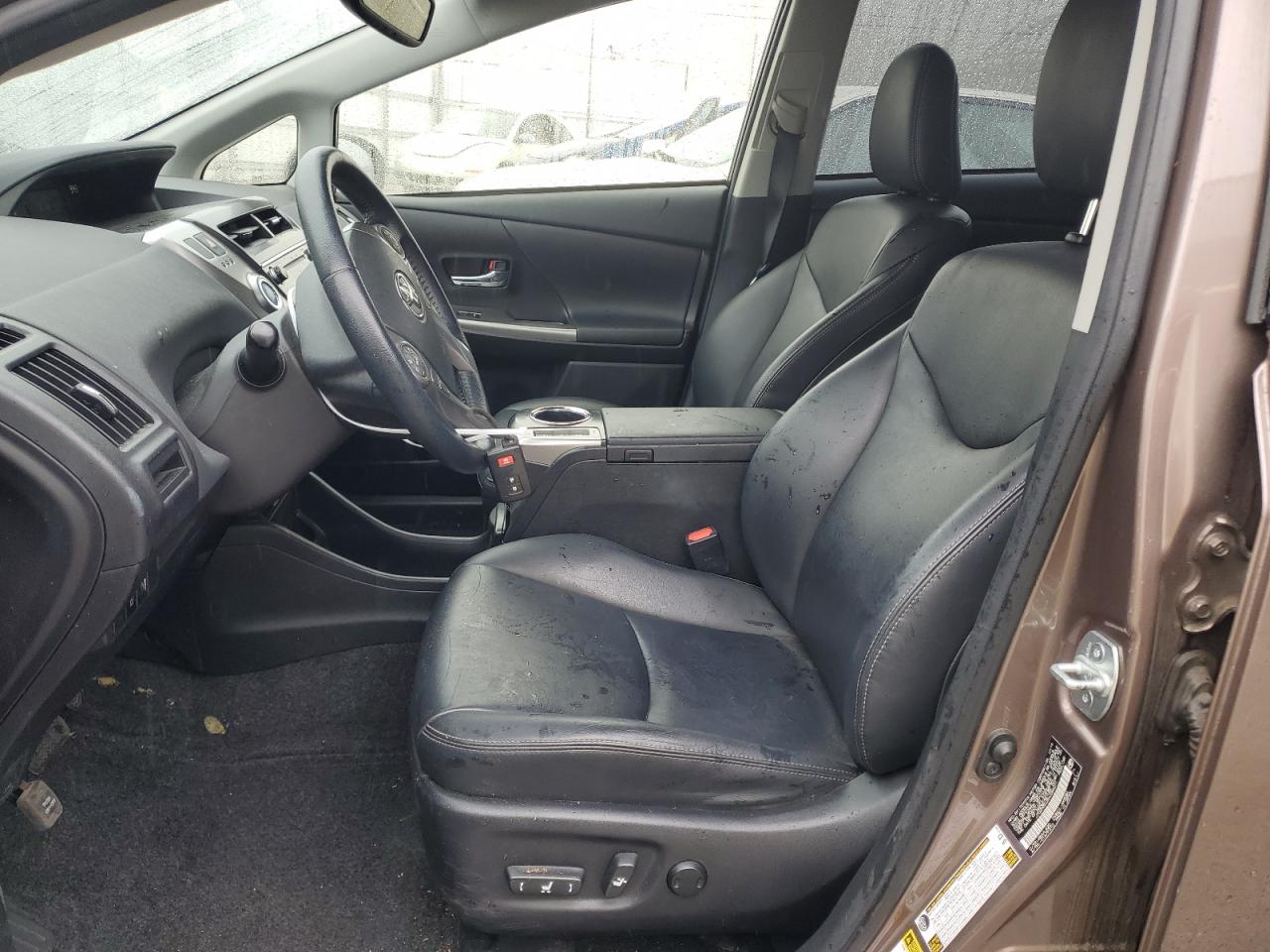 2017 Toyota Prius - Image 7