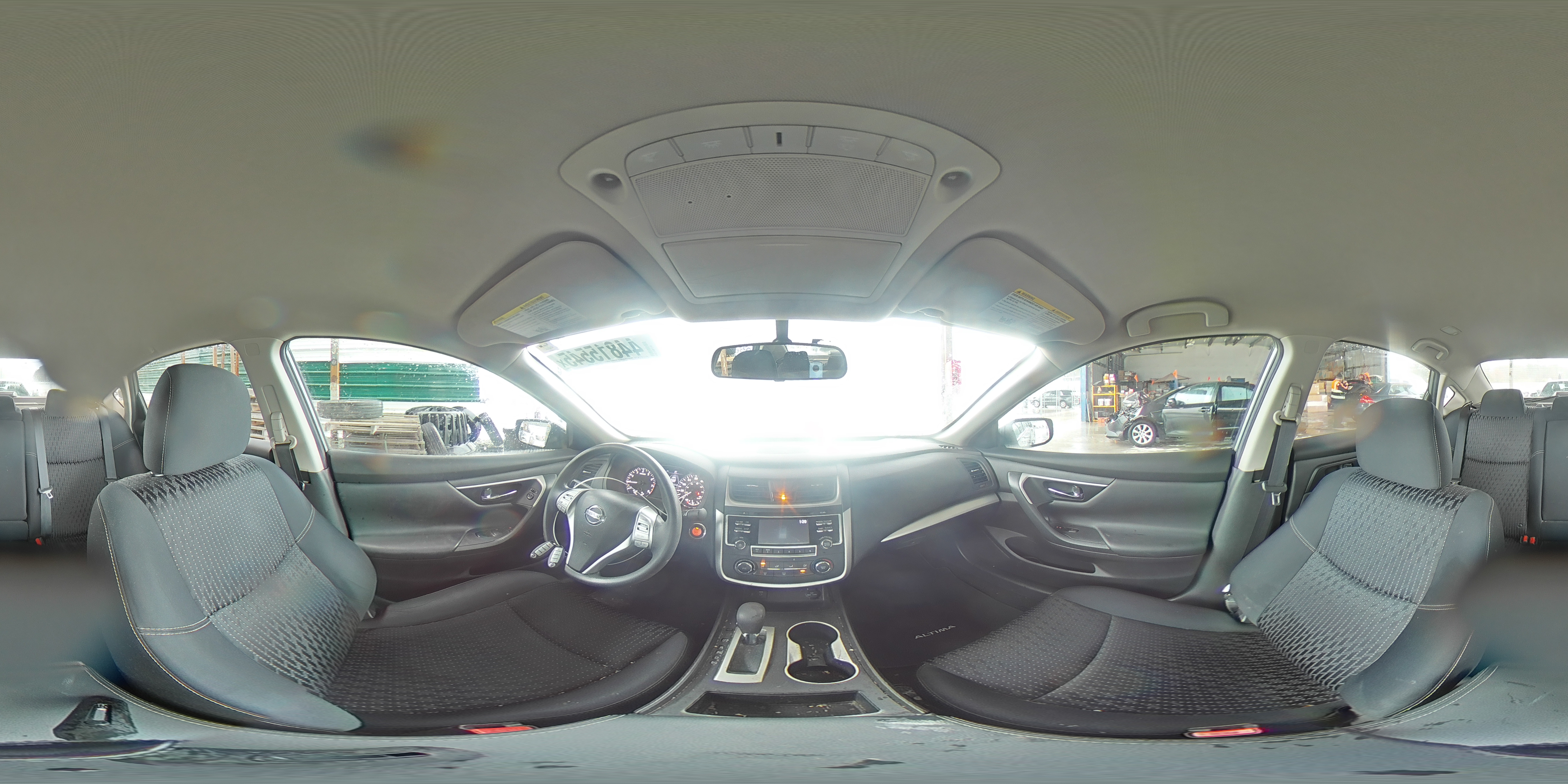 2016 Nissan Altima - Image 13