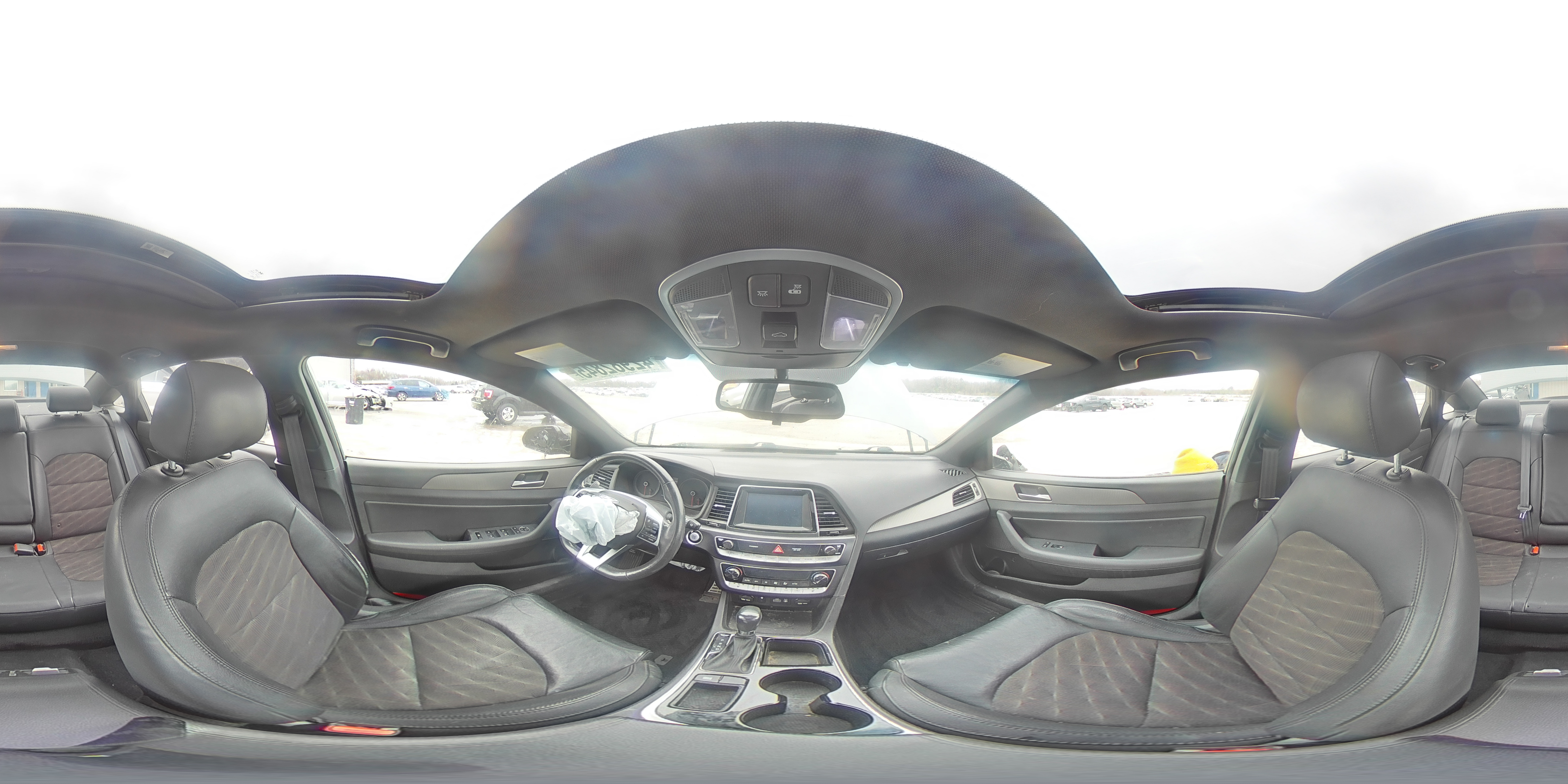 2018 Hyundai Sonata - Image 13