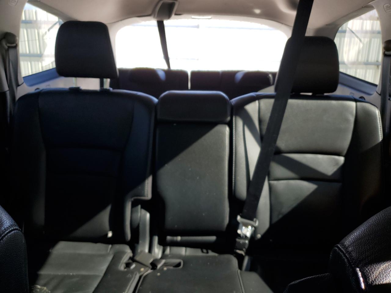 2017 Honda Pilot - Image 10