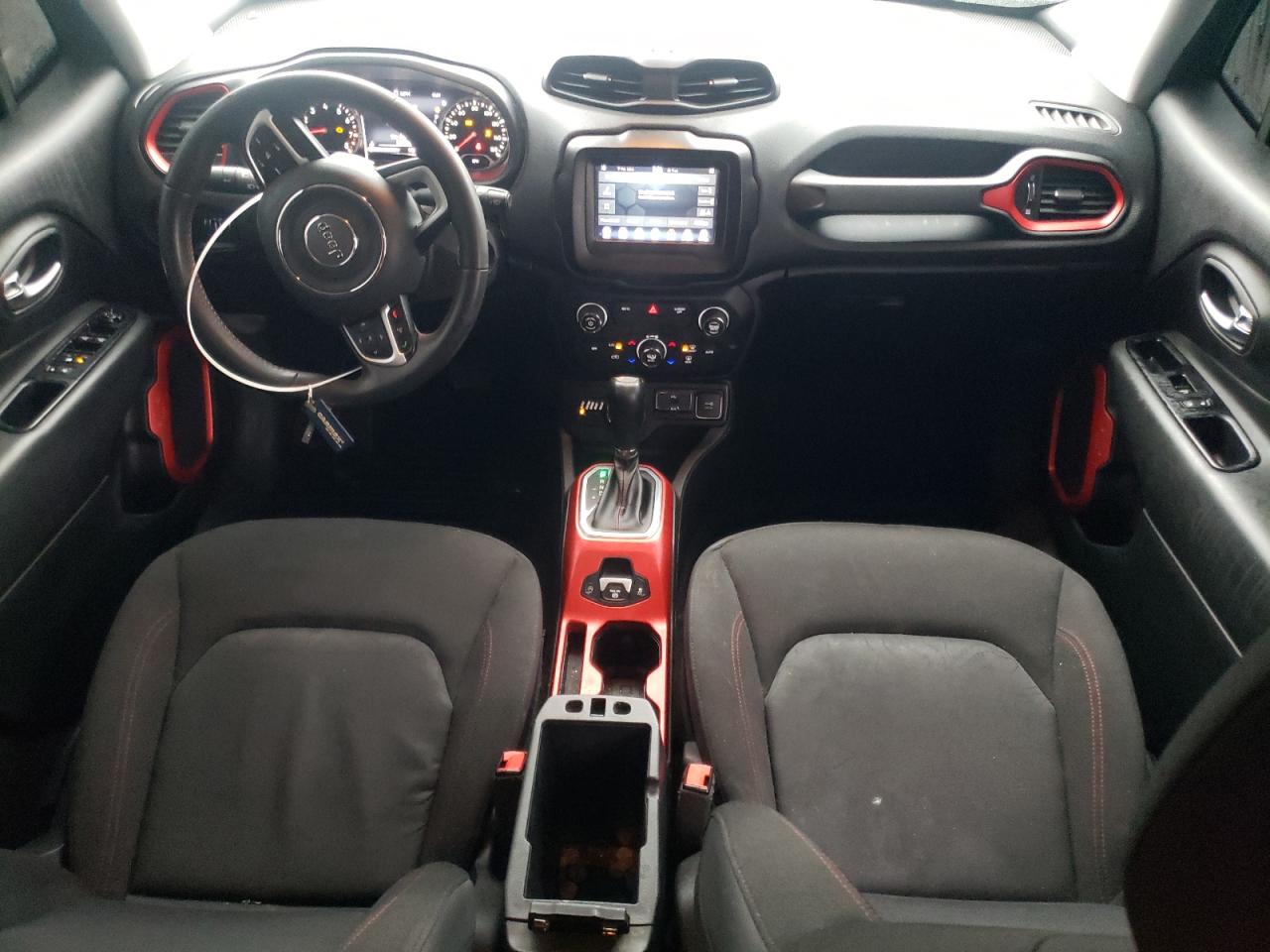 2020 Jeep Renegade - Image 8