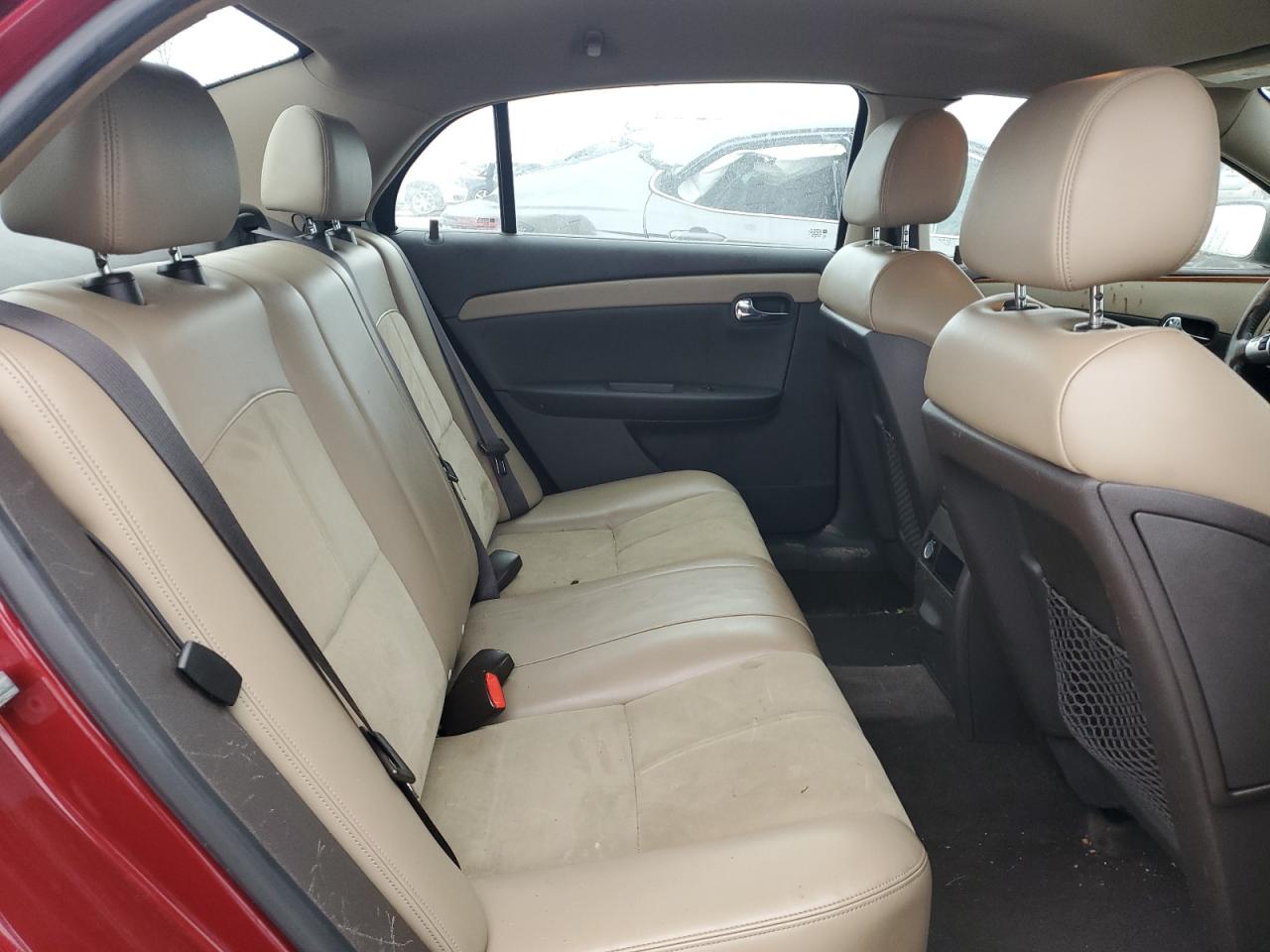 2009 Chevrolet Malibu - Image 10
