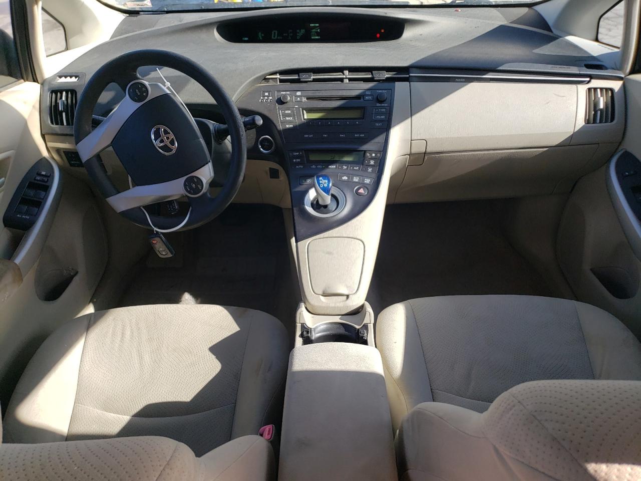 2010 Toyota Prius - Image 8