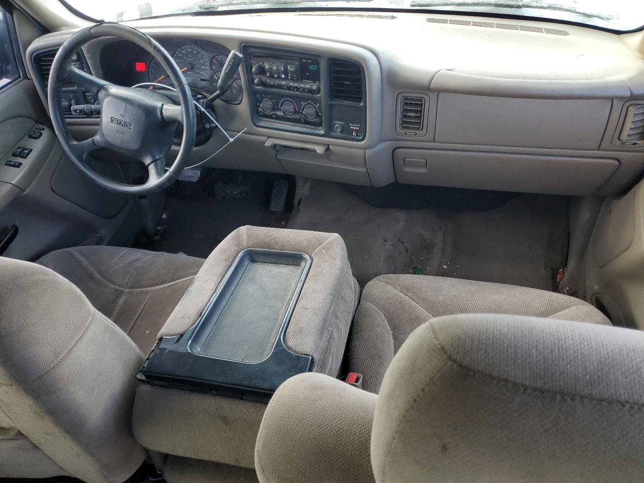 2001 GMC Sierra - Image 8