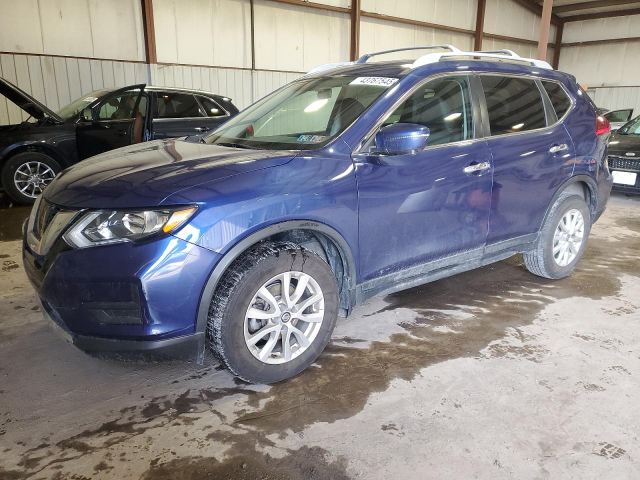 2017 Nissan Rogue - Image 1