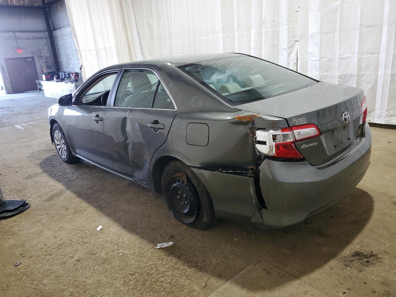 2014 Toyota Camry - Image 2