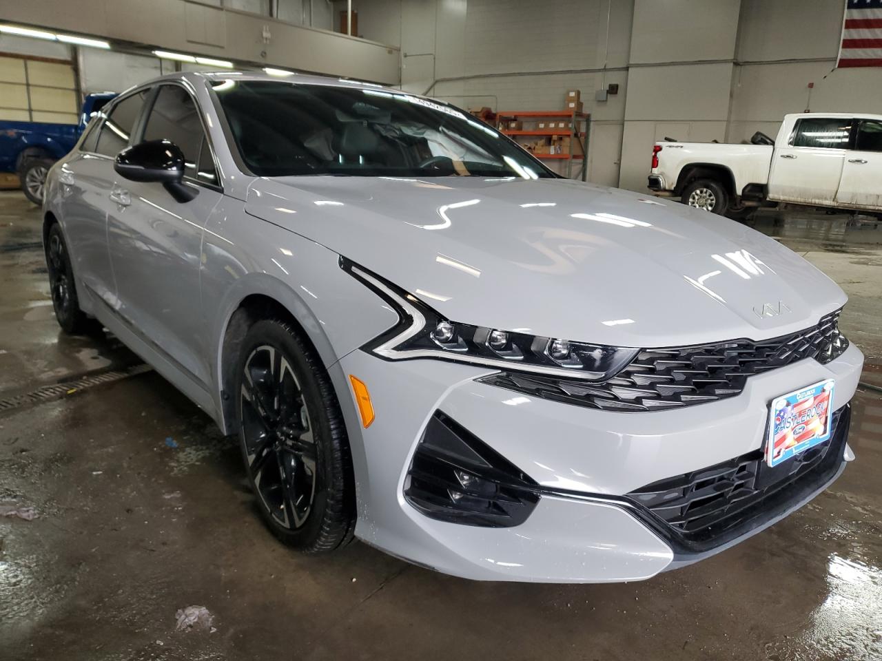 2024 Kia K5 - Image 4