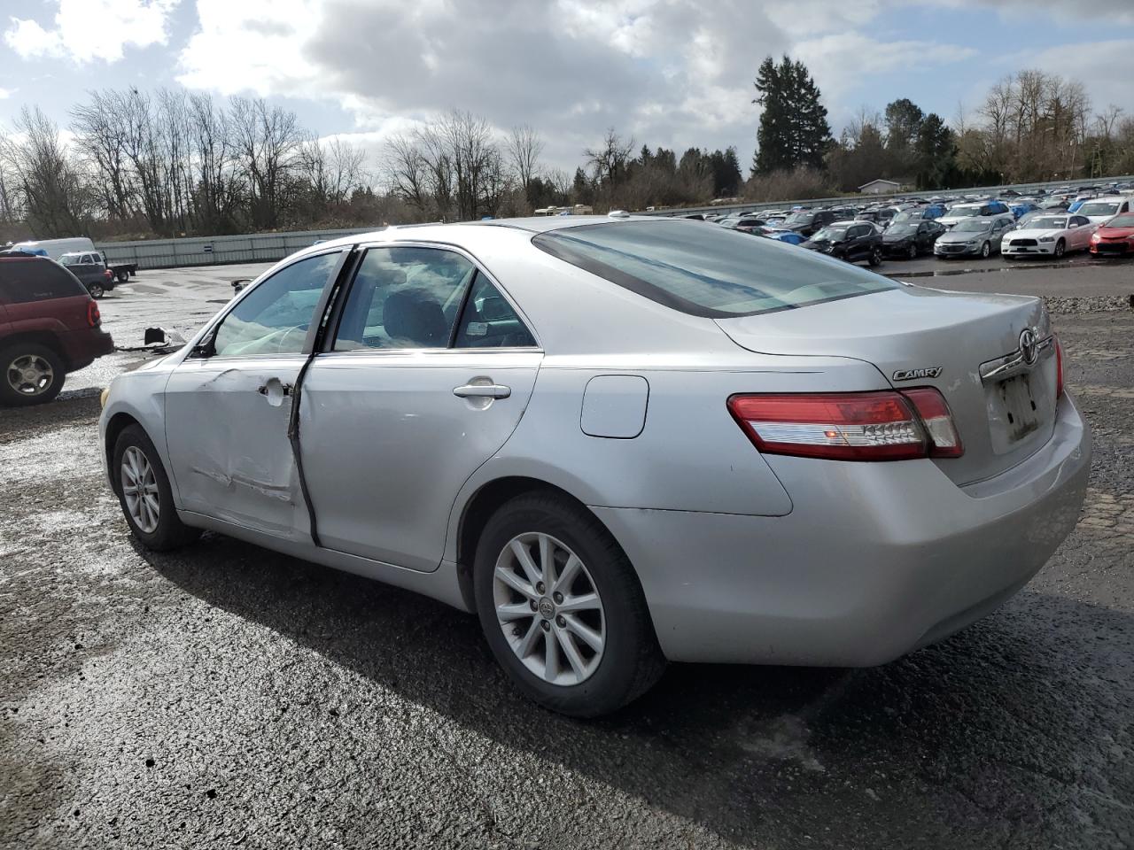 2011 Toyota Camry - Image 2