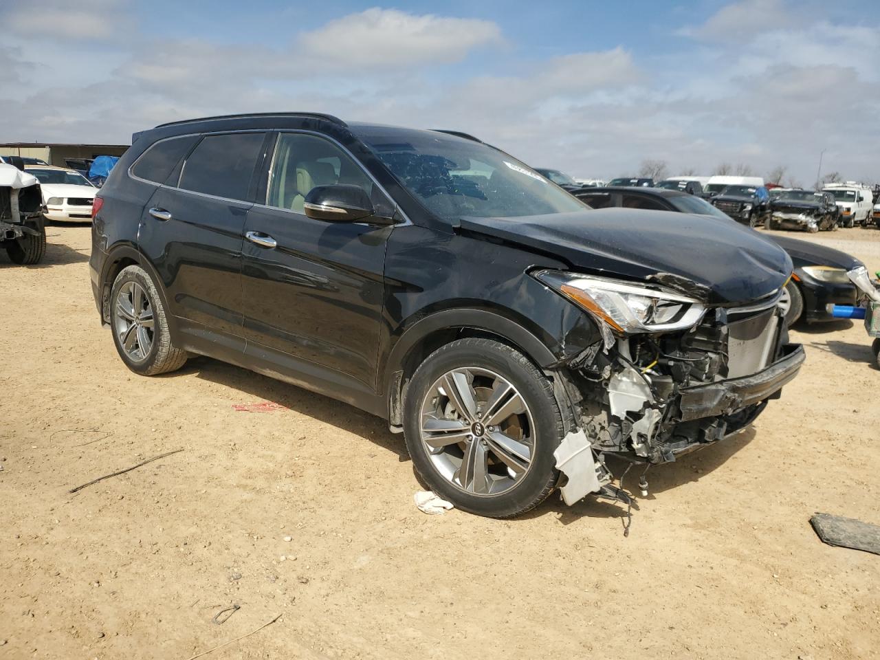 2015 Hyundai Santa Fe - Image 4