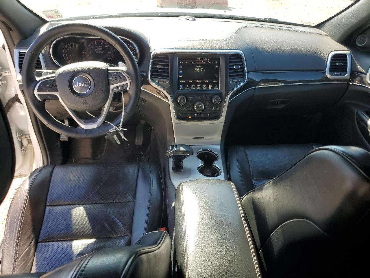 2015 Jeep Grand Cherokee - Image 8