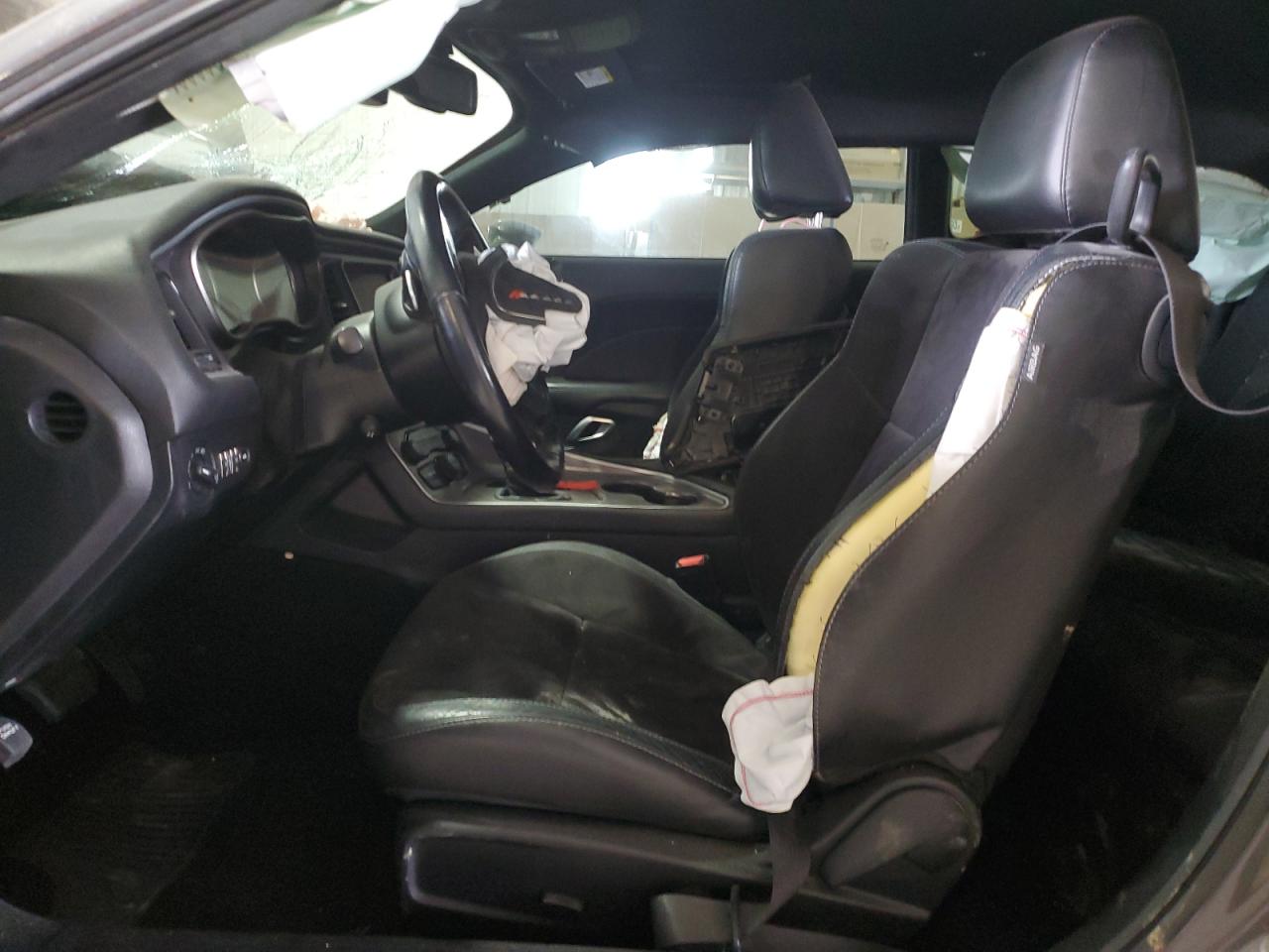 2019 Dodge Challenger - Image 7