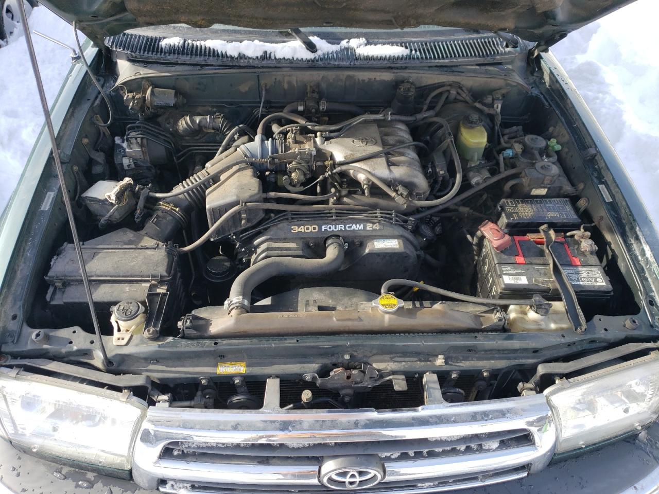 2000 Toyota 4Runner - Image 12