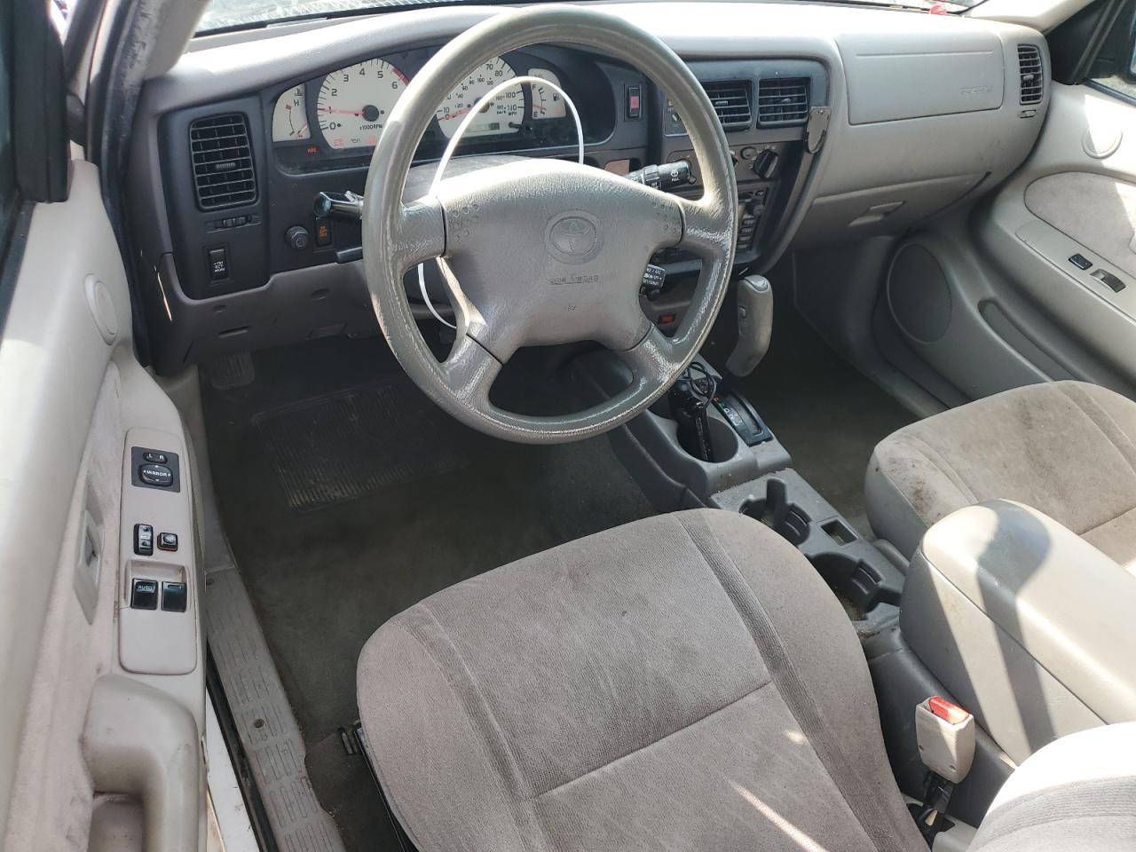 2003 Toyota Tacoma - Image 8