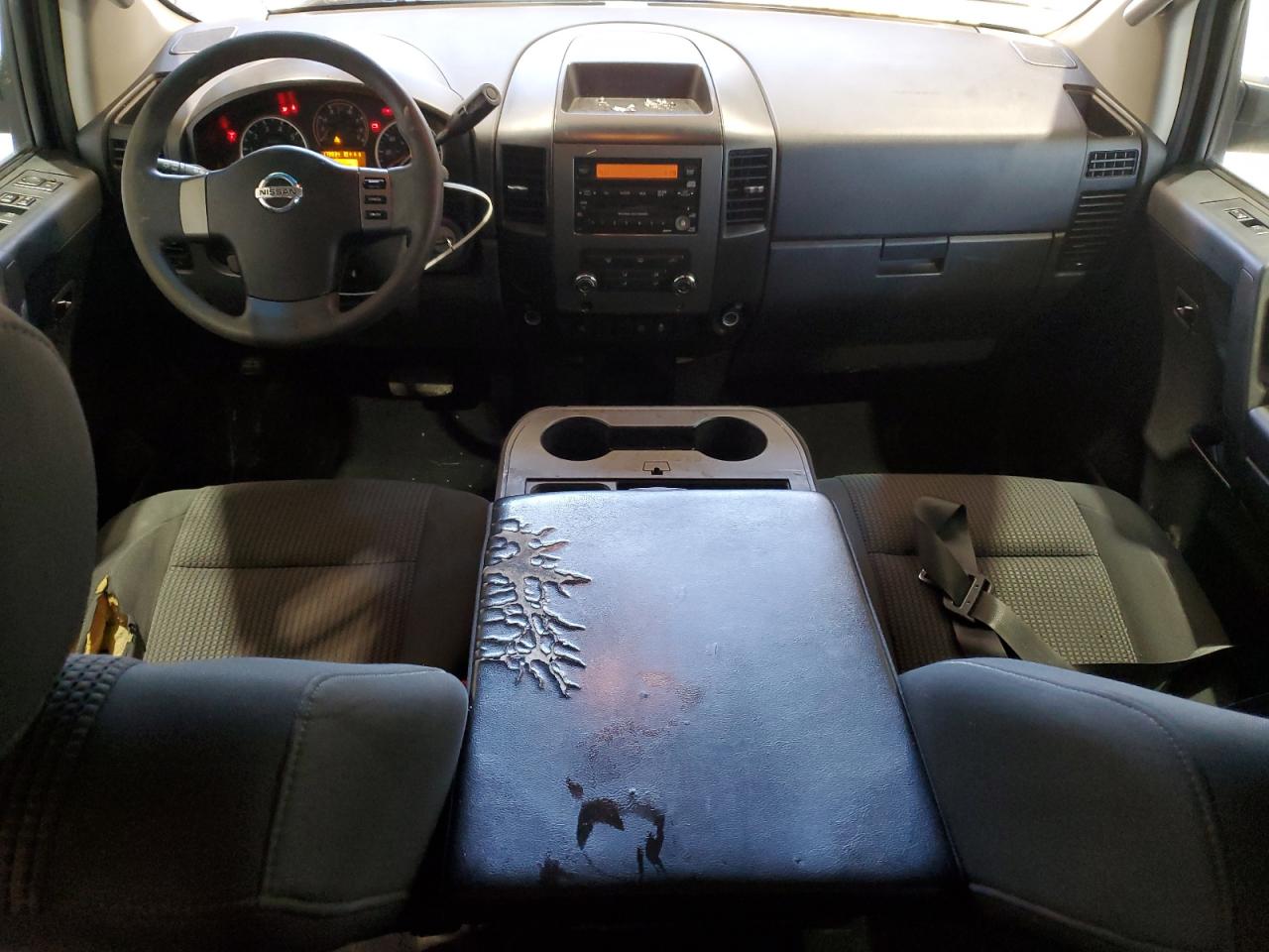 2012 Nissan Titan - Image 8