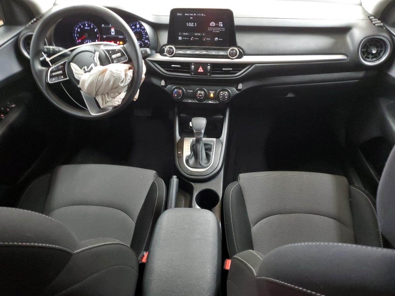 2024 Kia Forte - Image 8