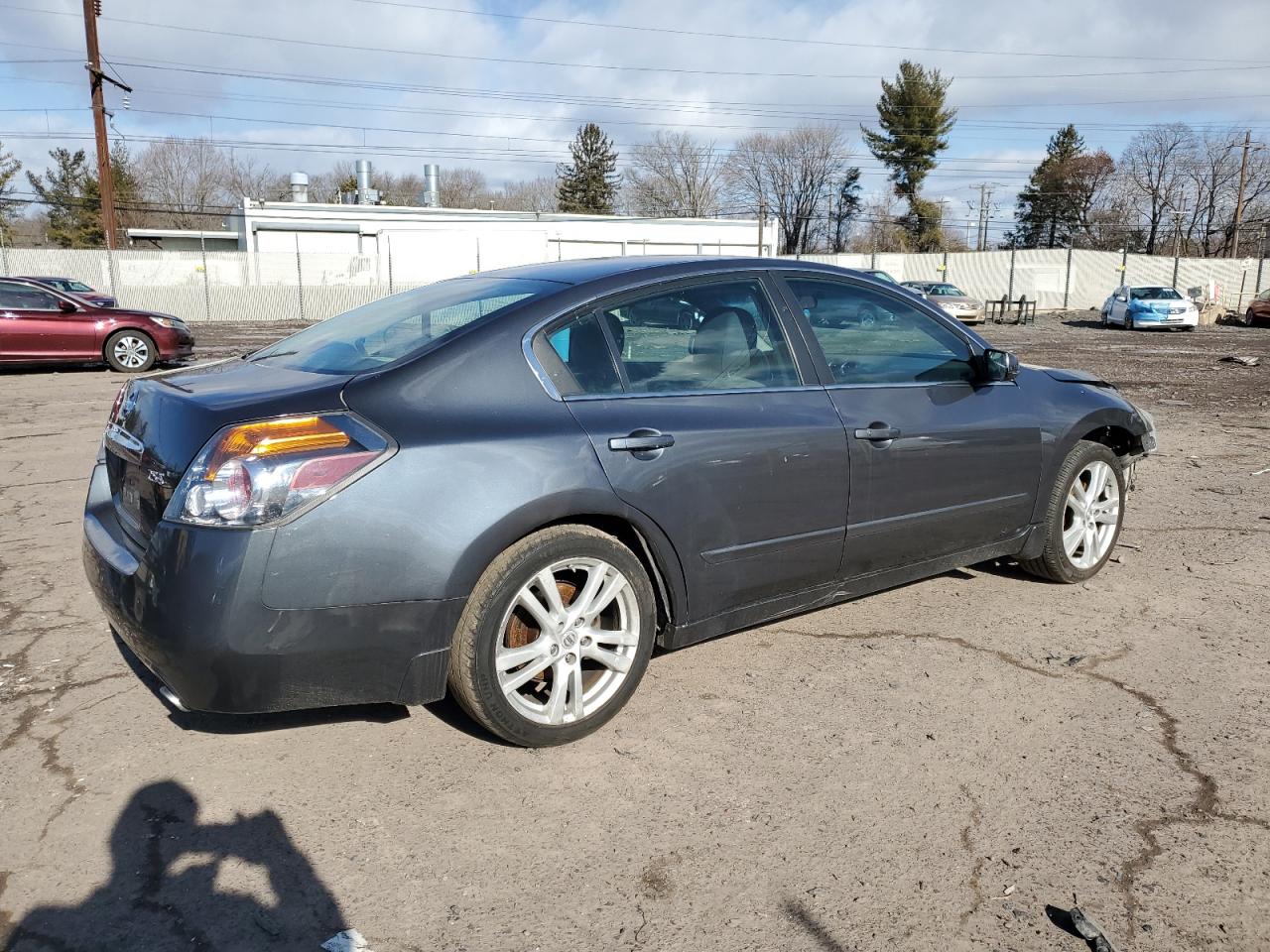 2010 Nissan Altima - Image 3