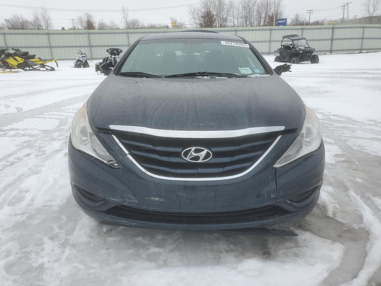 2012 Hyundai Sonata - Image 5