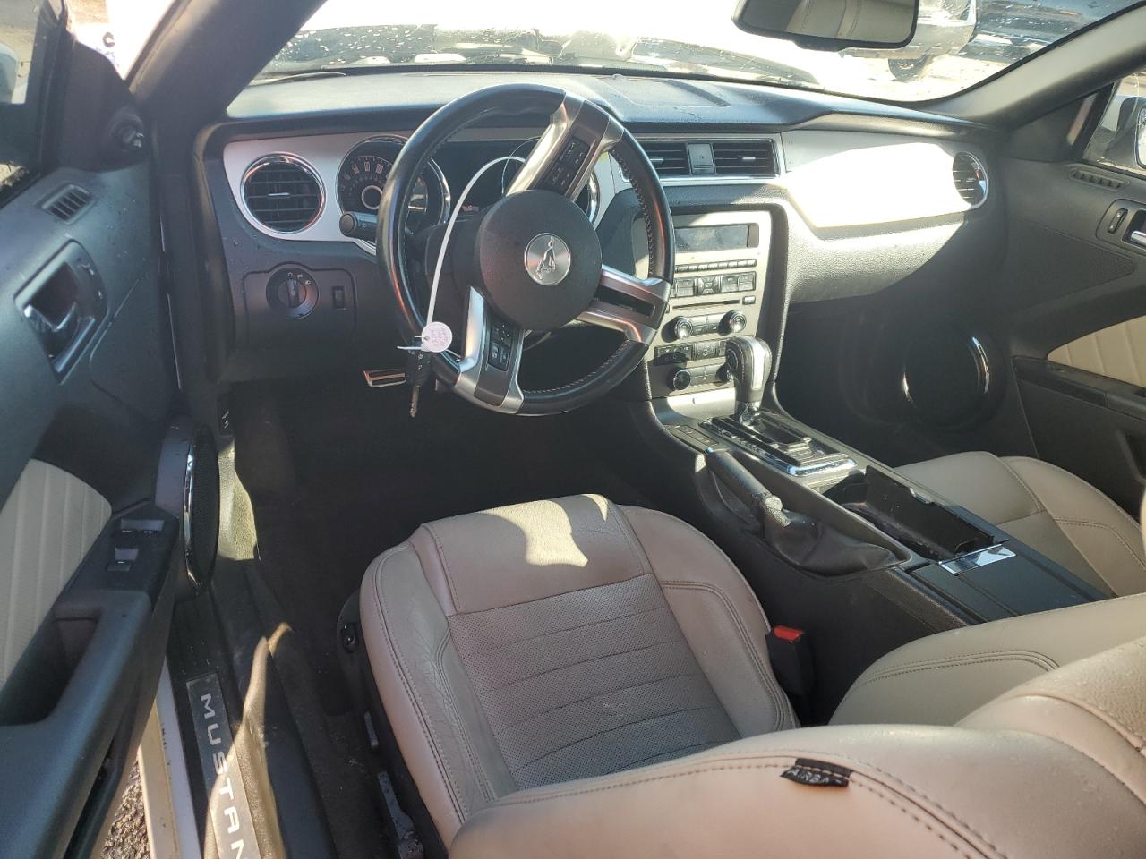2014 Ford Mustang - Image 8