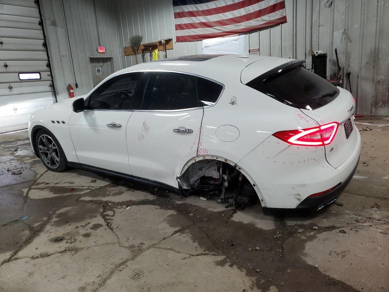 2017 Maserati Levante - Image 2
