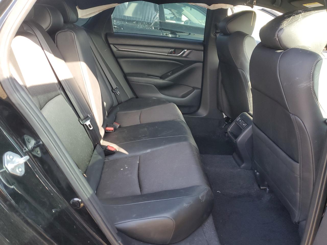 2022 Honda Accord - Image 10