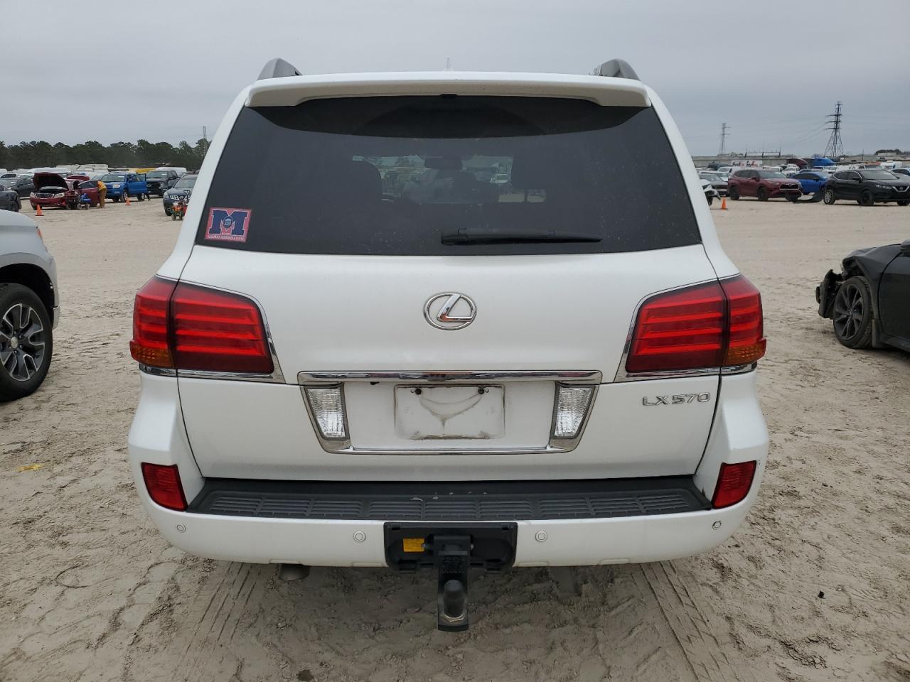 2011 Lexus LX - Image 6