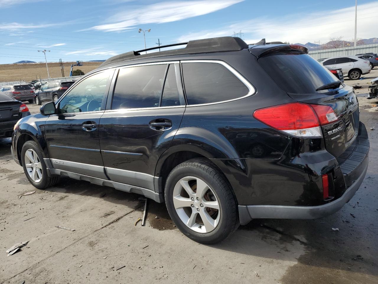 2013 Subaru Outback - Image 2