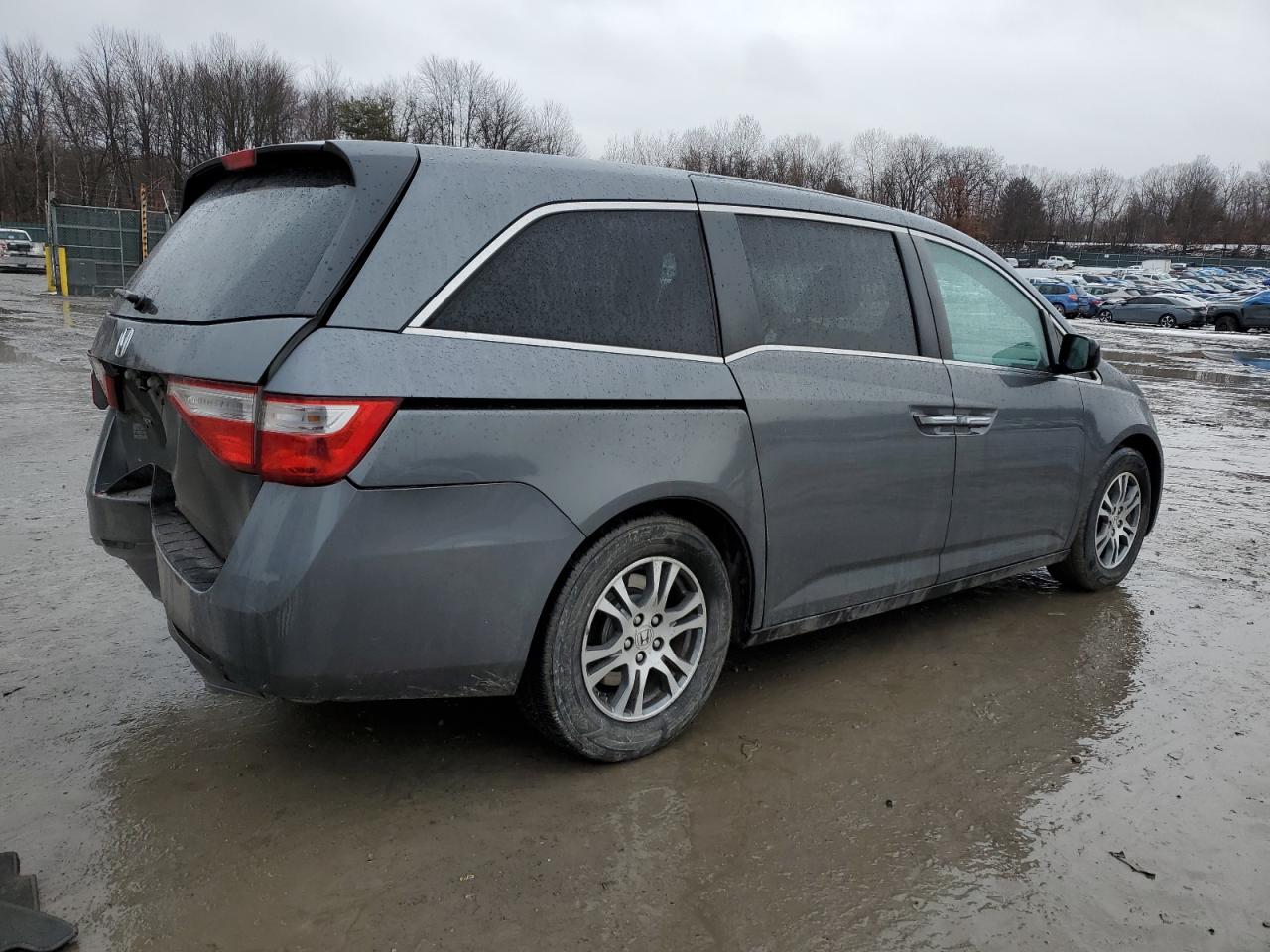 2013 Honda Odyssey - Image 3