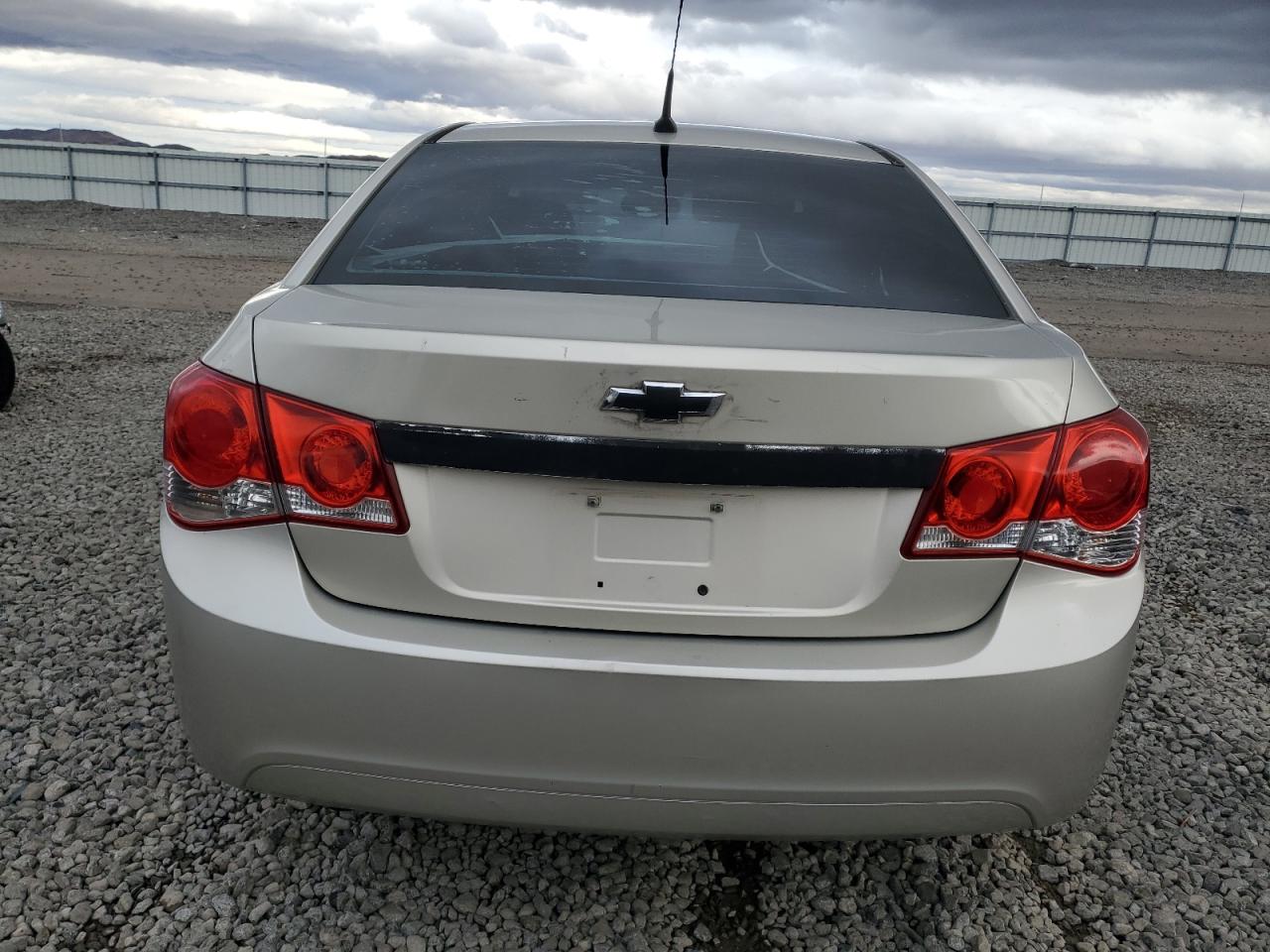 2013 Chevrolet Cruze - Image 6