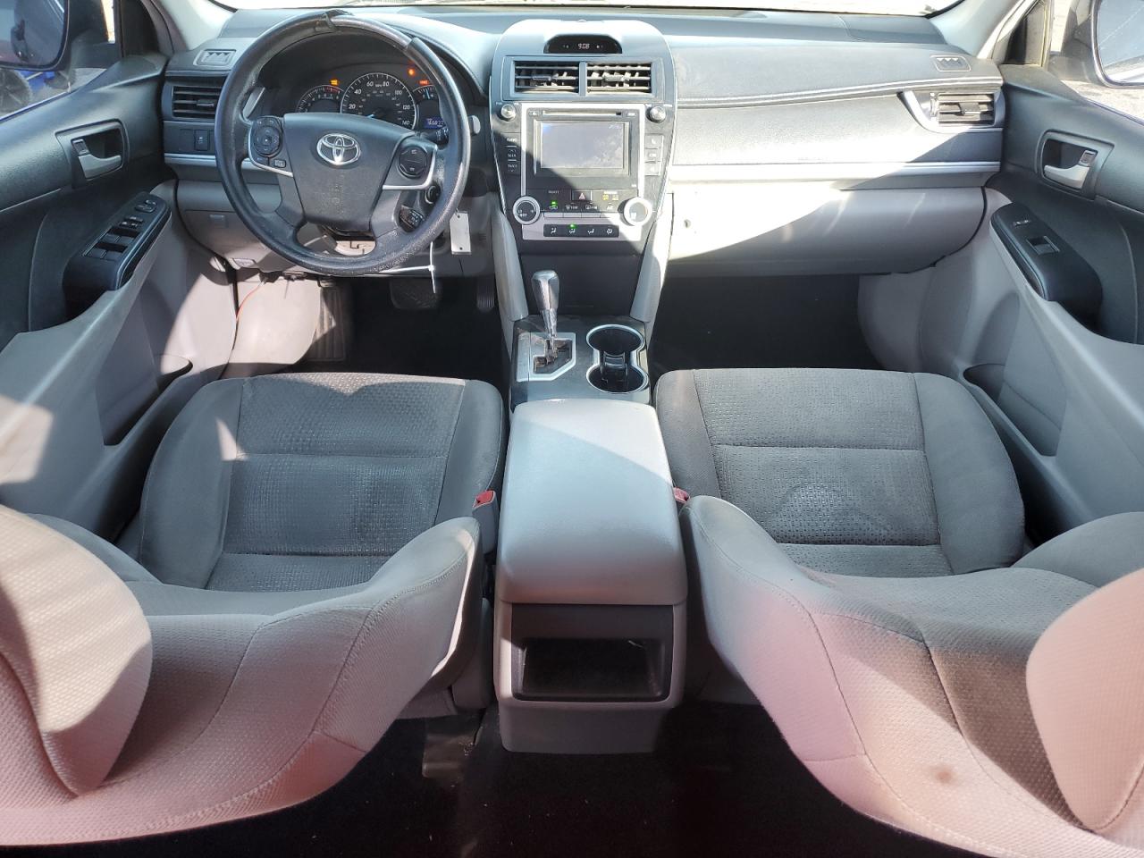 2013 Toyota Camry - Image 8