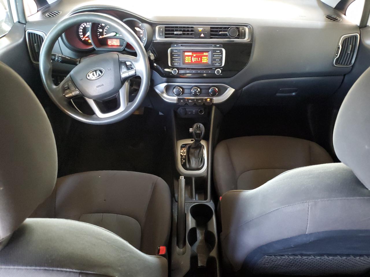 2016 Kia Rio - Image 8