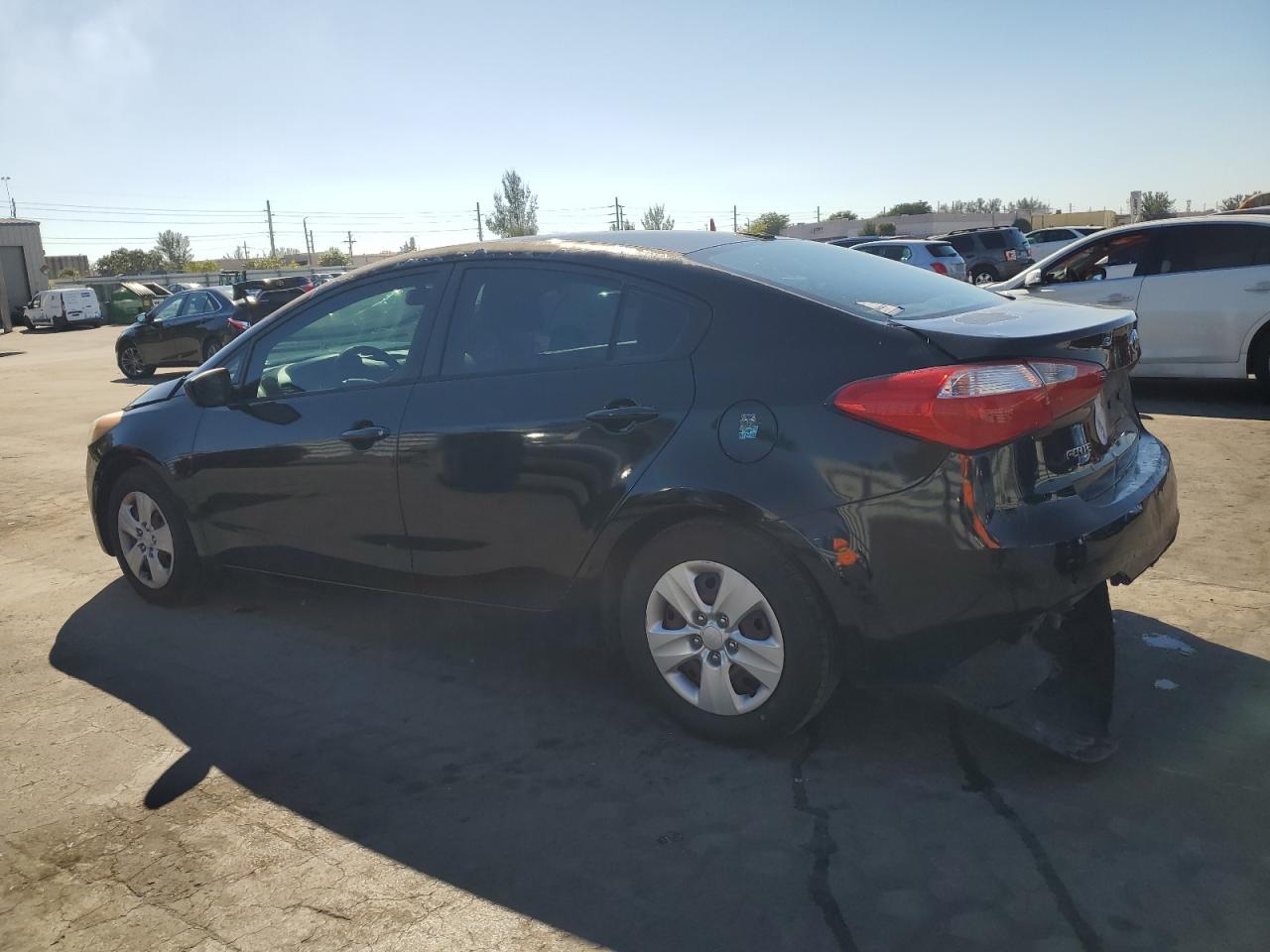 2015 Kia Forte - Image 2