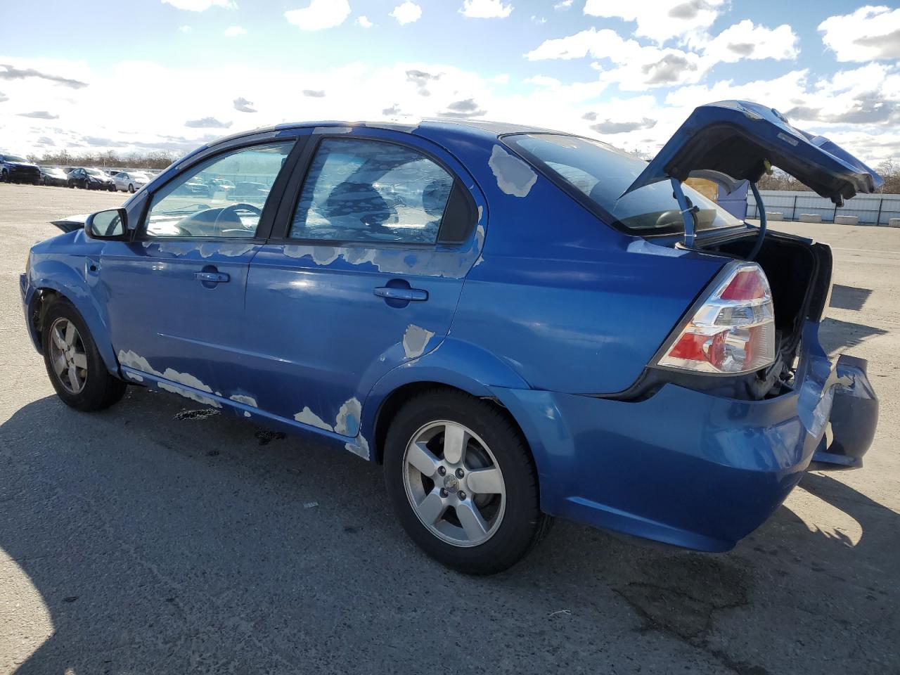 2008 Chevrolet Aveo - Image 2