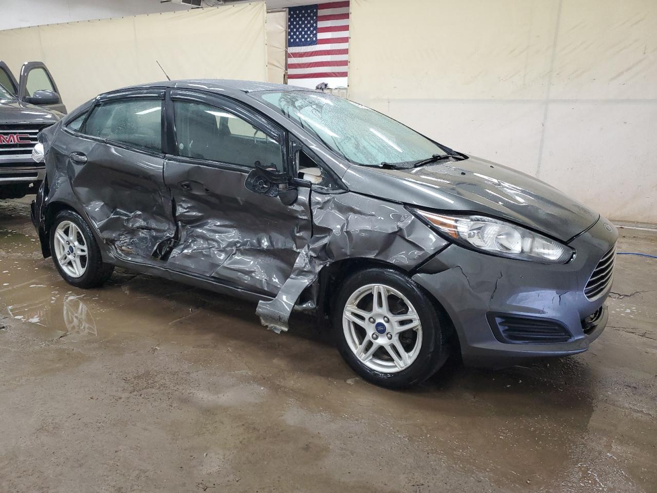 2017 Ford Fiesta - Image 4