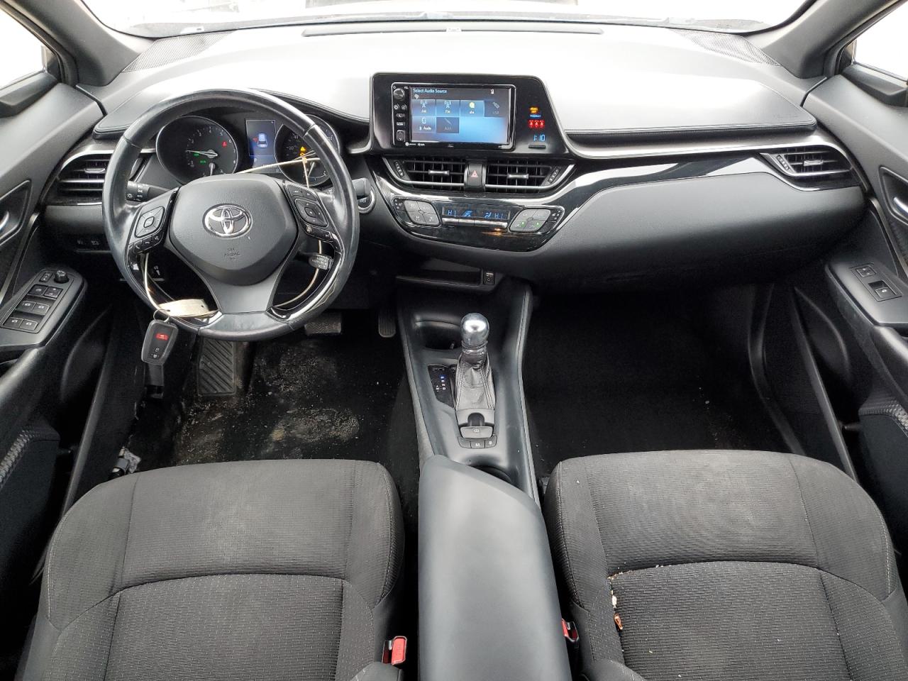 2018 Toyota C-HR - Image 8