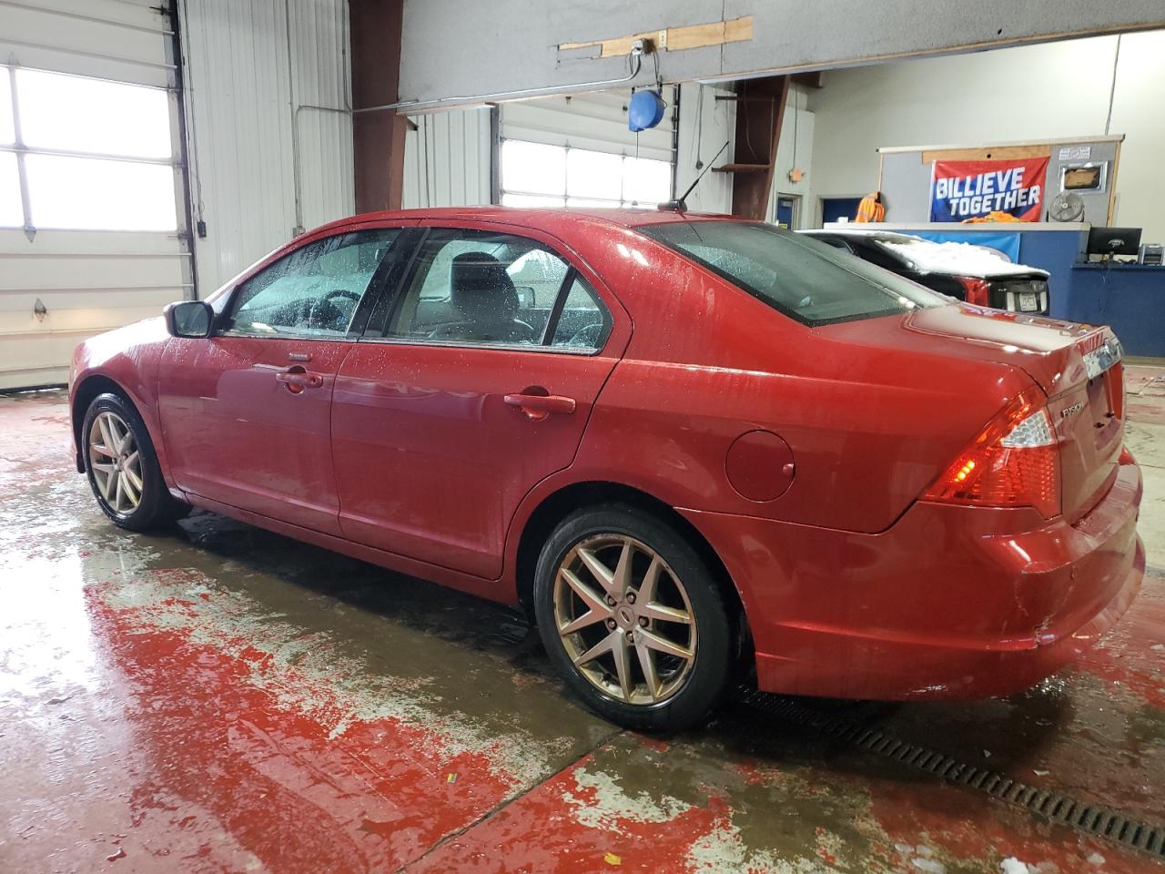 2010 Ford Fusion - Image 2