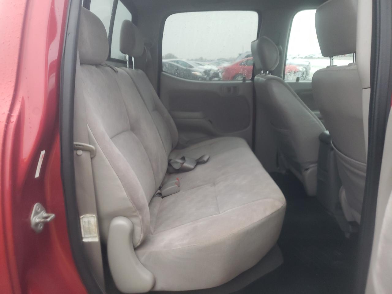2004 Toyota Tacoma - Image 10