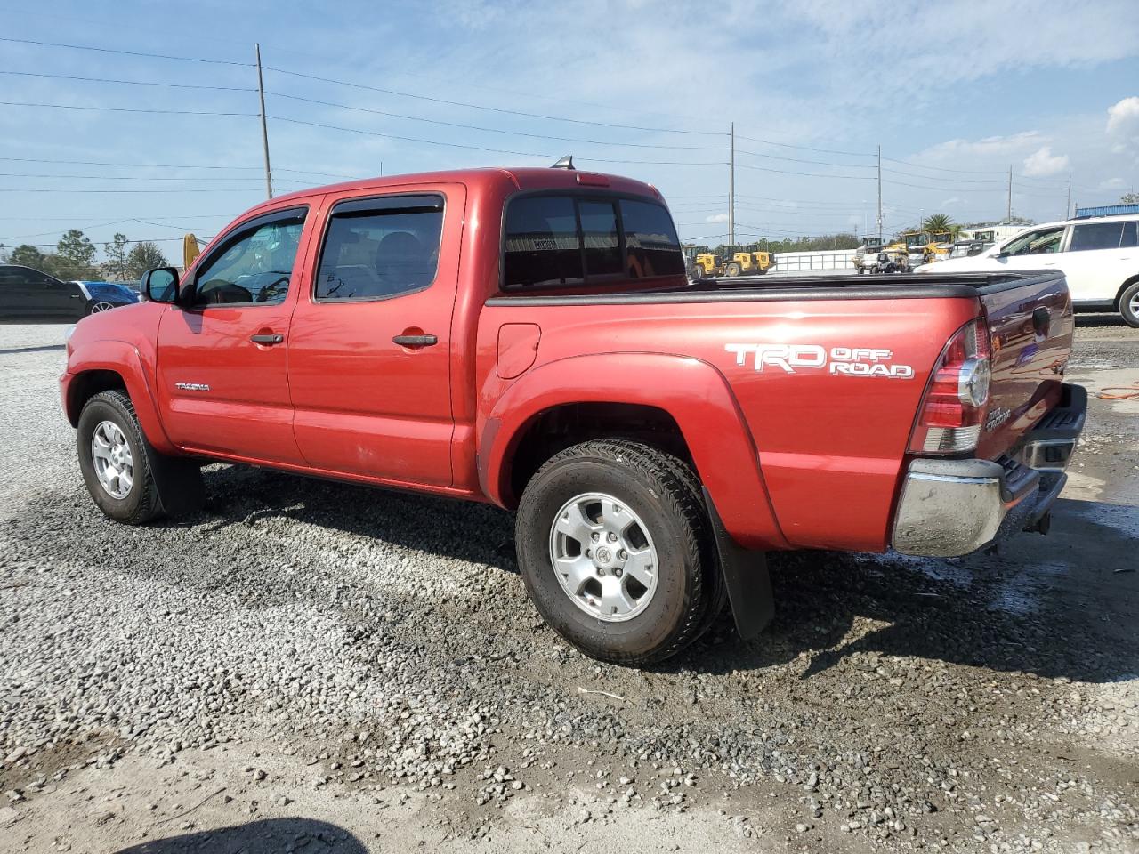2014 Toyota Tacoma - Image 2