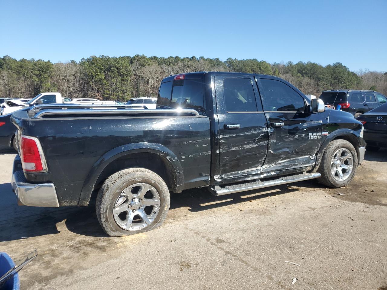 2014 RAM 1500 - Image 3