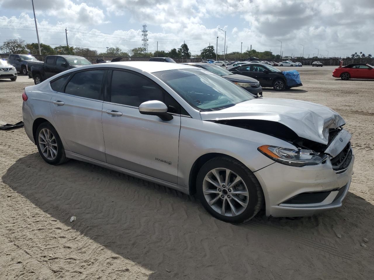 2017 Ford Fusion - Image 4