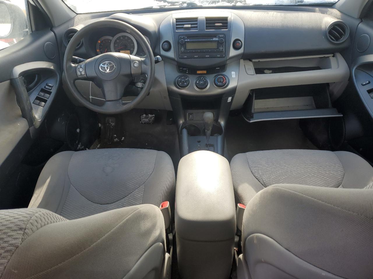 2012 Toyota RAV 4 - Image 8