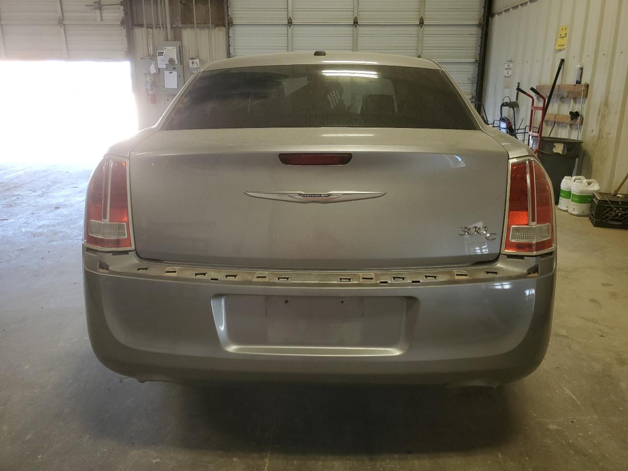 2011 Chrysler 300 - Image 6