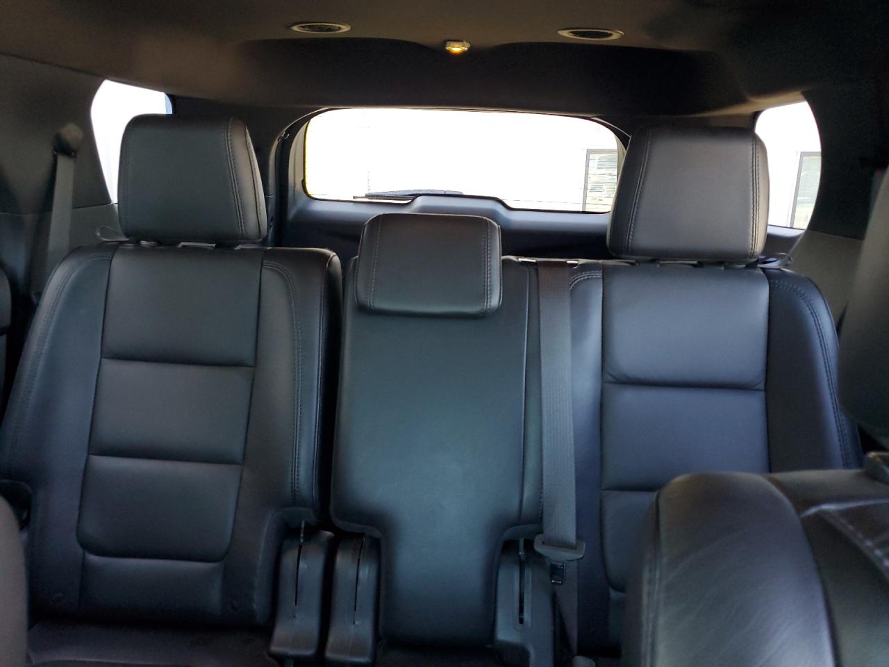 2014 Ford Explorer - Image 10