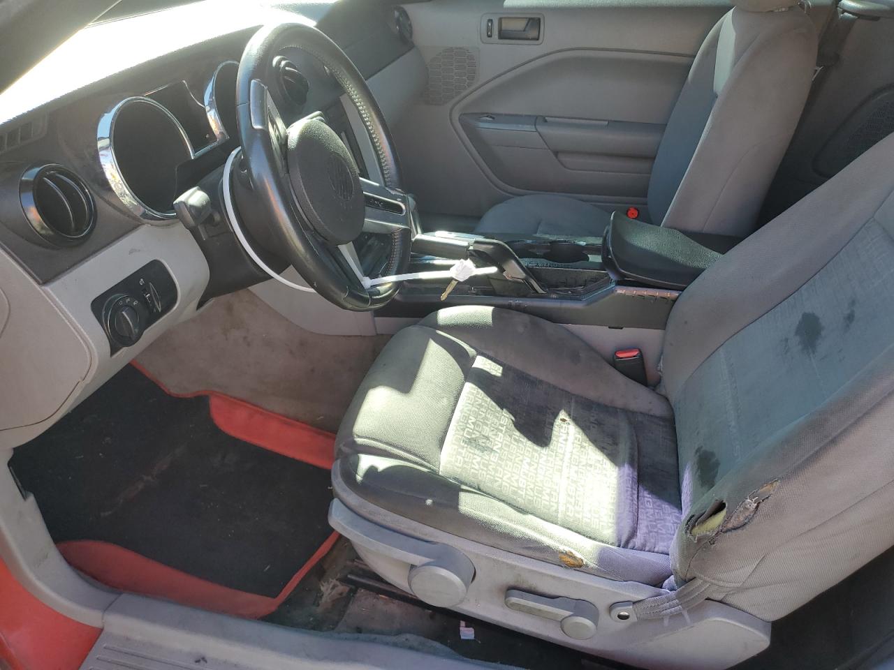 2006 Ford Mustang - Image 7