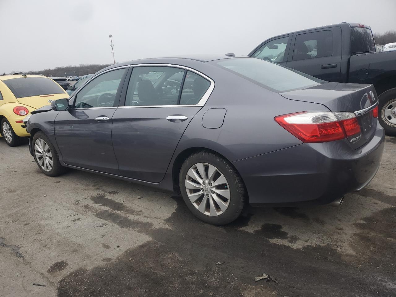 2015 Honda Accord - Image 2