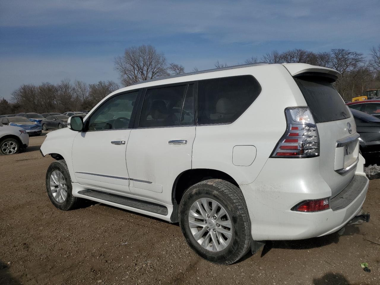 2018 Lexus GX - Image 2