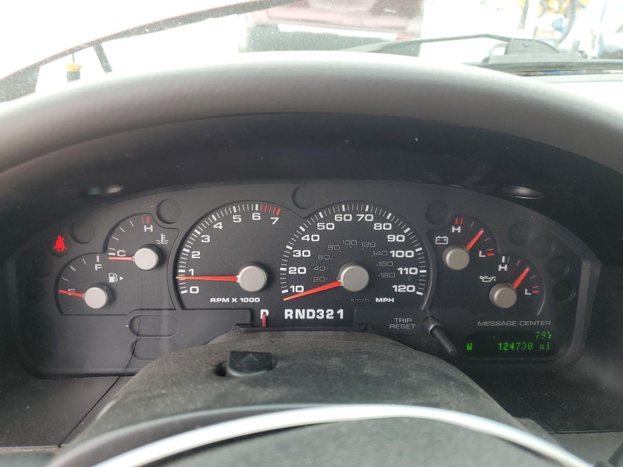 2005 Ford Explorer - Image 9