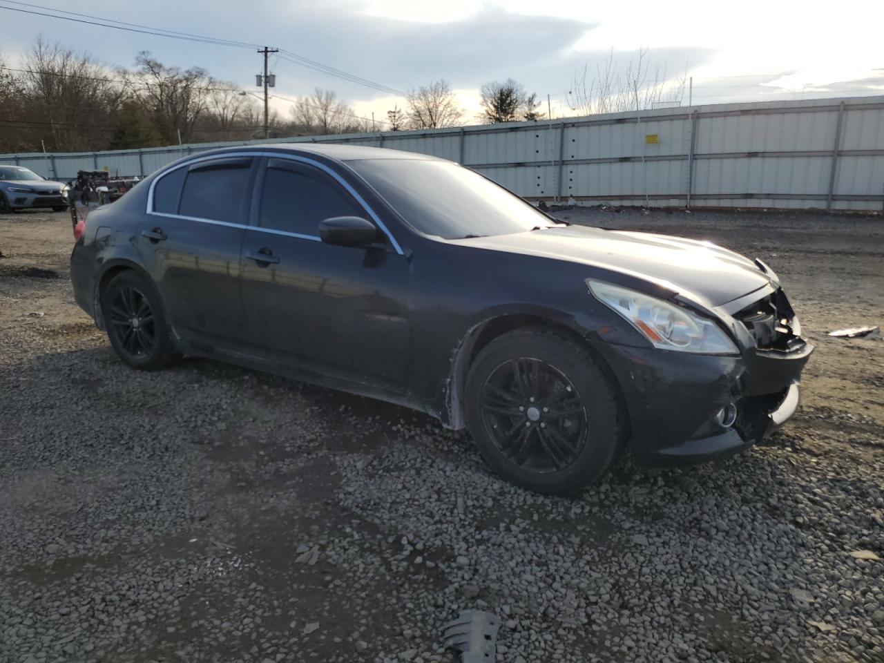 2013 Infiniti G - Image 4